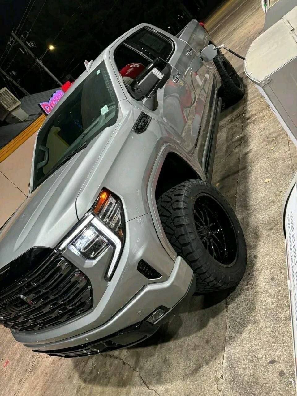2023 GMC Savanna 2500 Cargo