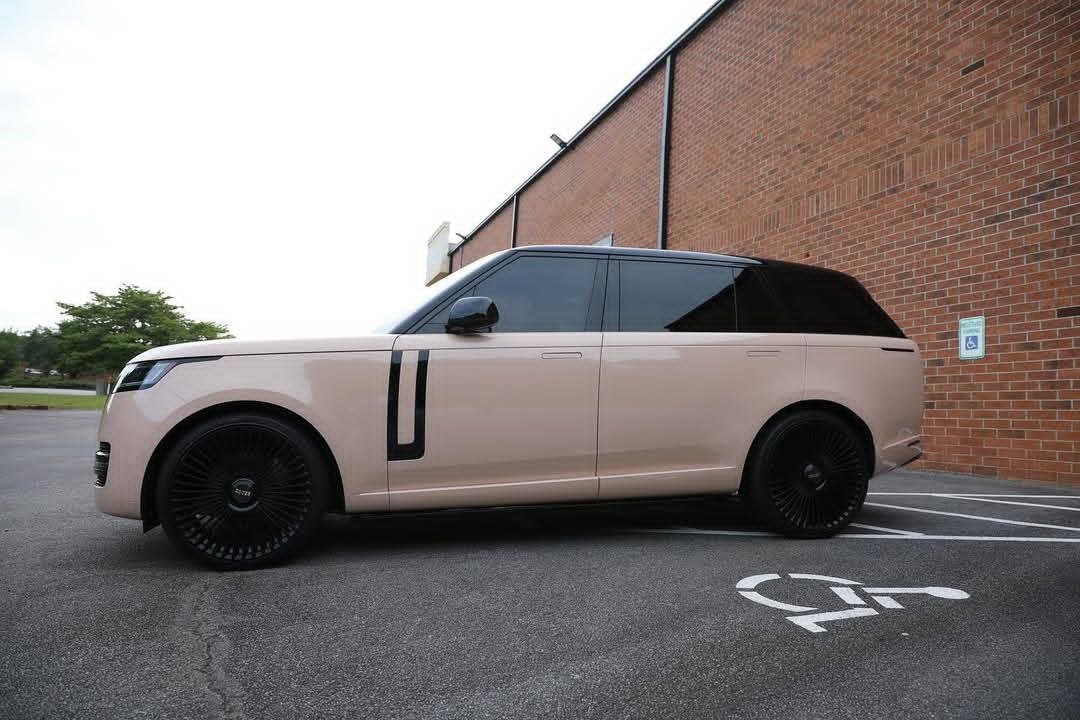 2025 Range Rover SE