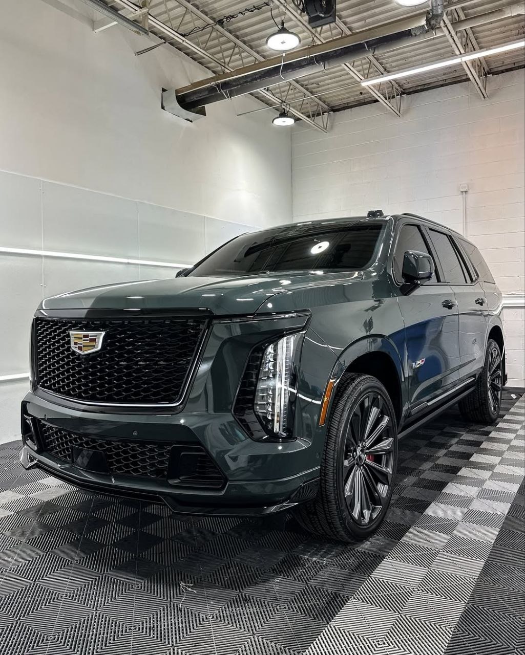 2025 Cadillac Escalade V