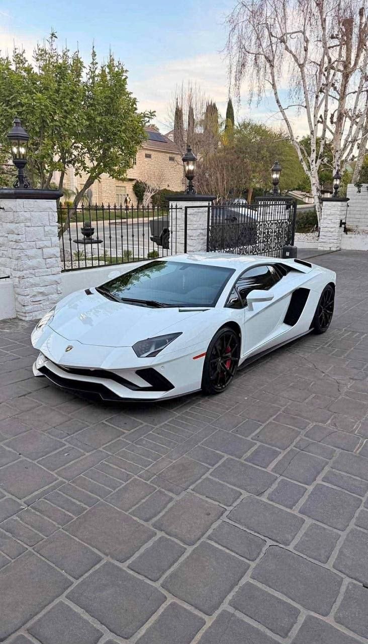 2018 Lamborghini Aventador S