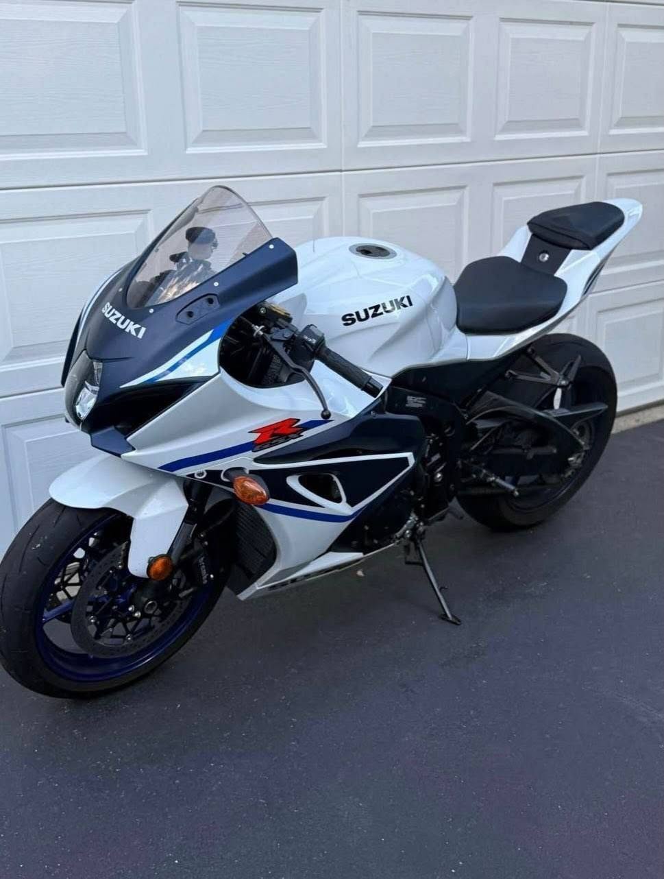 2023 Suzuki GSX-R